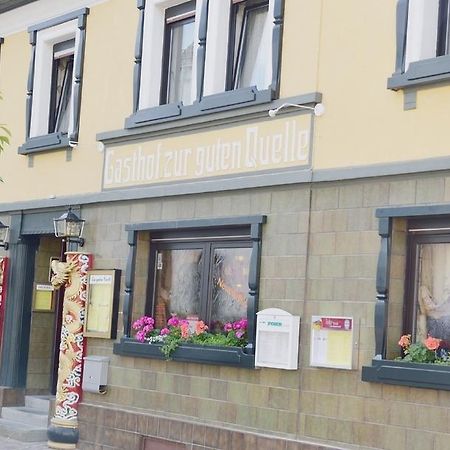 Hotel Zur Guten Quelle Selters  Buitenkant foto